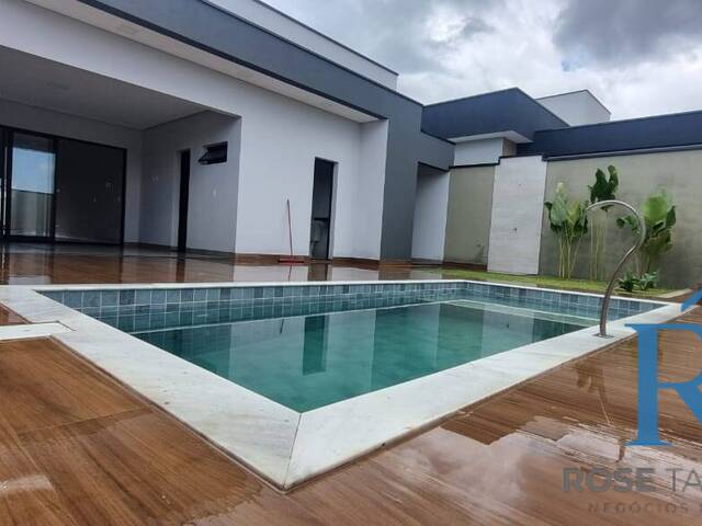 Venda em Condomínio Residencial Mantiqueira - São José dos Campos