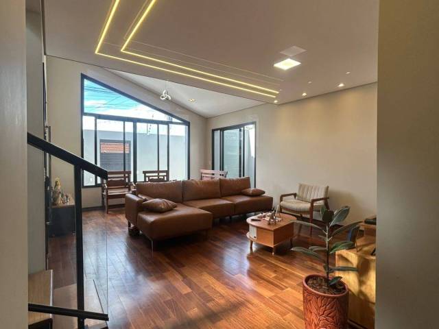 #196 - Casa para Venda em Itapetininga - SP